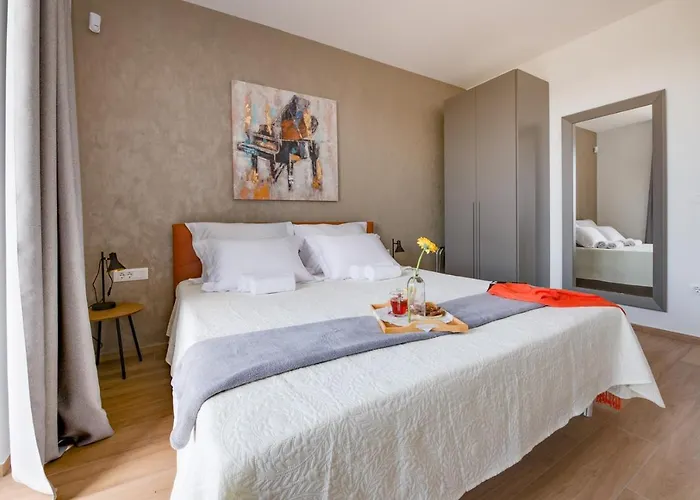 Arestea Villa *