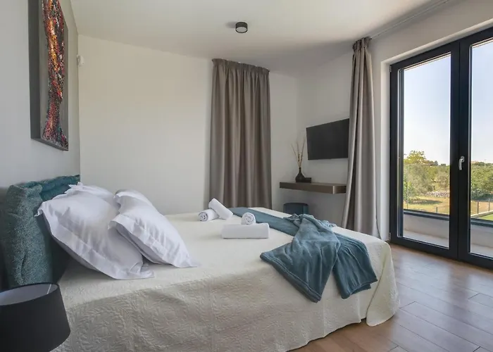 Arestea Villa *