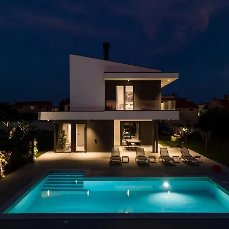 Arestea * فودنيان