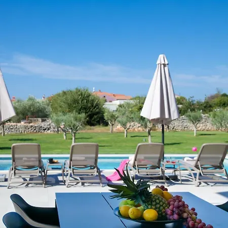 Vila Arestea